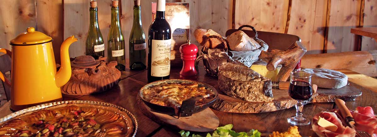 Restaurant Notre Dame des Neiges plateau Glières restaurant de cuisine traditionnel de spécialités savoyardes situé sur le plateau des Glières en Haute Savoie Arvimedia