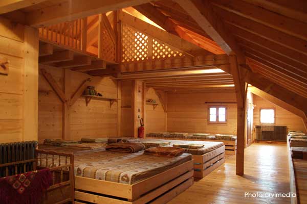 dortoir numéro deux gîte refuge Haute Savoie refuge de montagne notre dame des neiges vacances séjour pour groupe